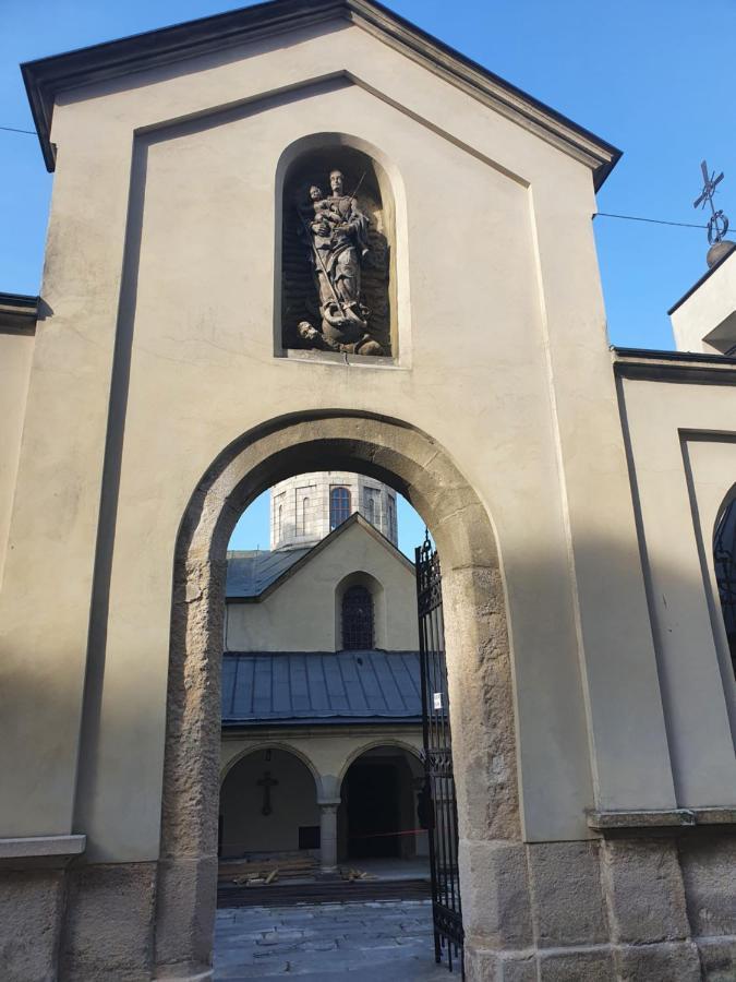 Апартаменти У Шевальє. Liov Exterior foto